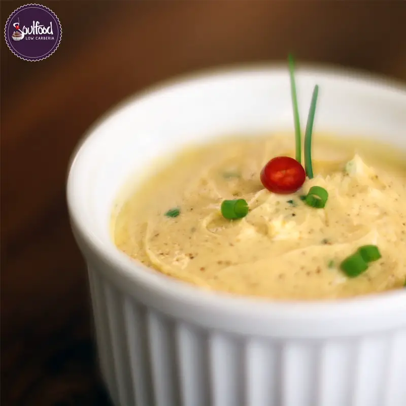 Schnittlauch-Chili-Butter SchnittlauchChiliDetail